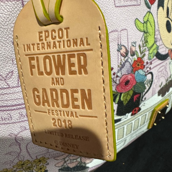 Dooney and Bourke Disney Minnie Mouse 2018 Flower Garden Tote - Picture 6 of 9